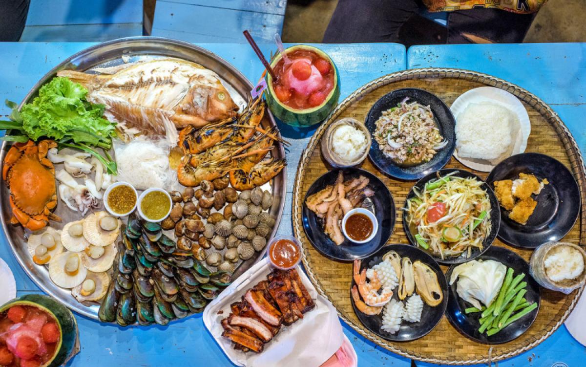 Breathtaking Thailand And Vietnam Tour: 18 Days