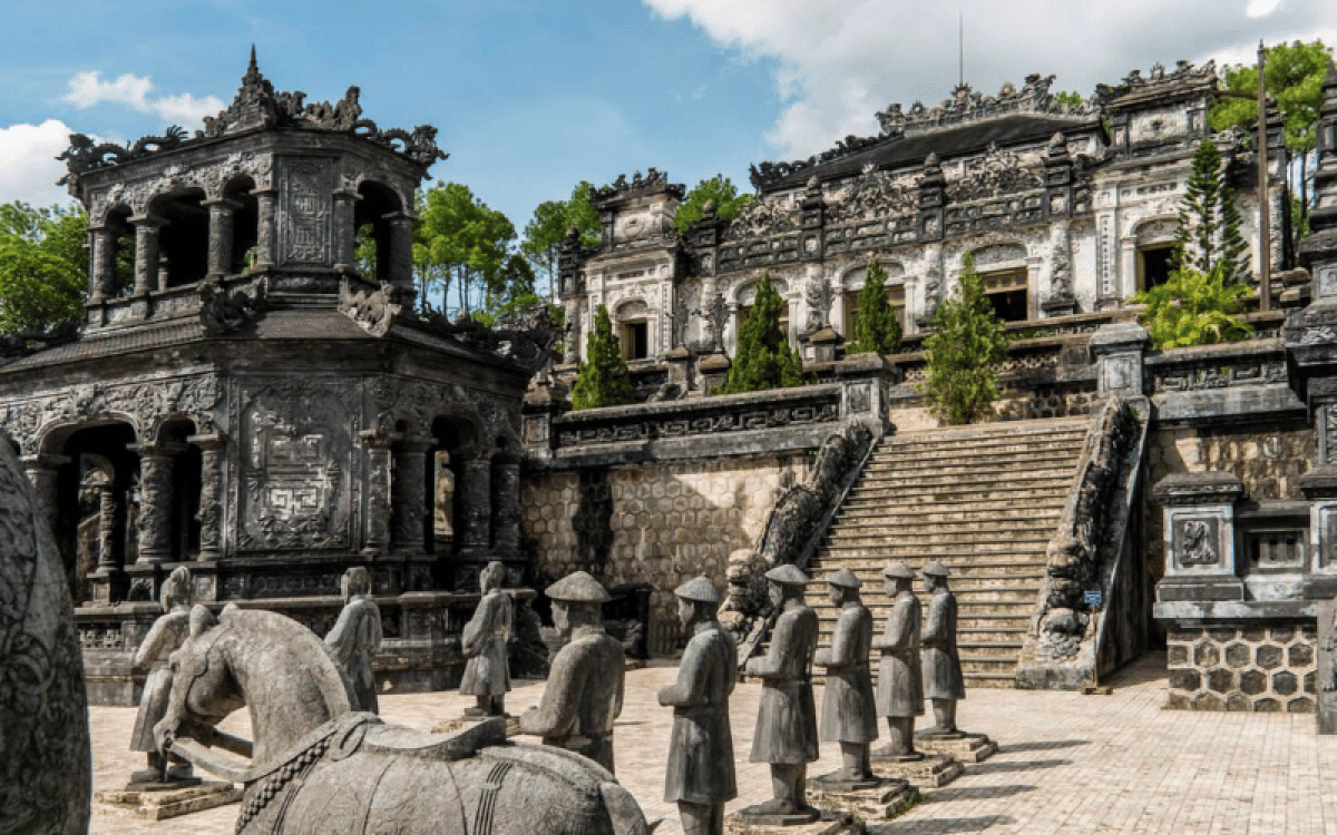 19-Day Vietnam: Exclusive Grand Expedition
