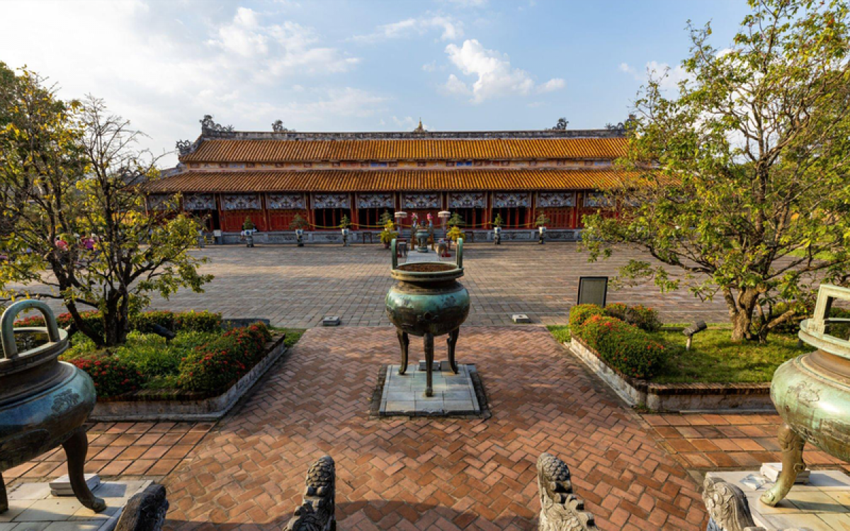 Best Vietnam Travel Package - 14 days from North to South