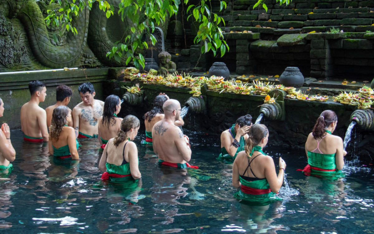 Incredible 16-Day Vietnam, Thailand, & Bali Tour Package