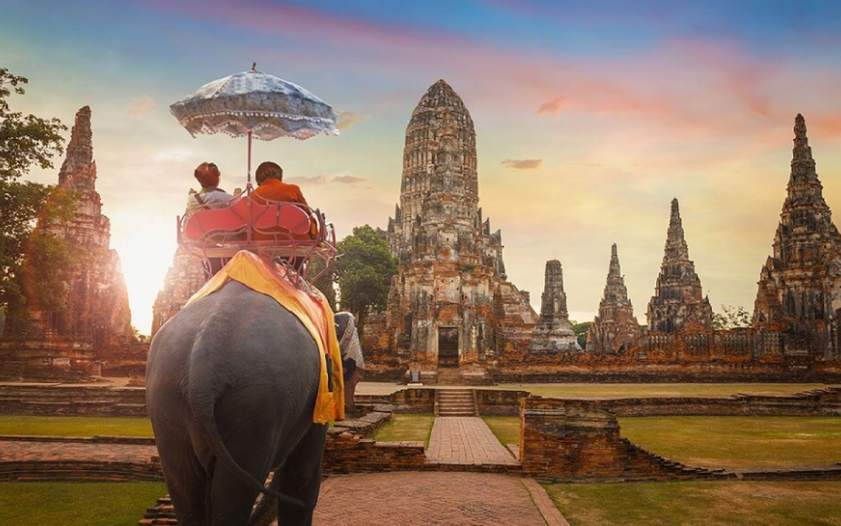 Incredible Thailand - Laos - Cambodia - Vietnam Tour Package (22 Days)