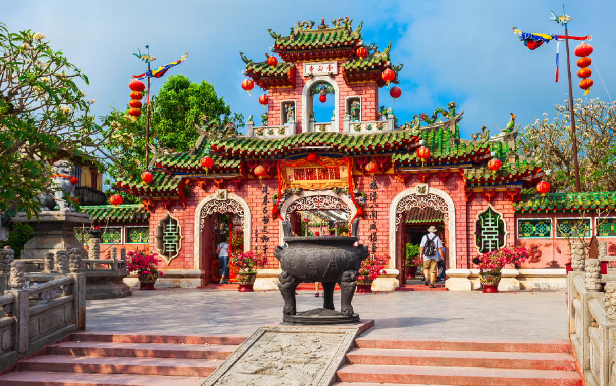 Muslim-Friendly Tour Package: 10 Days Vietnam & Phu Quoc Adventure