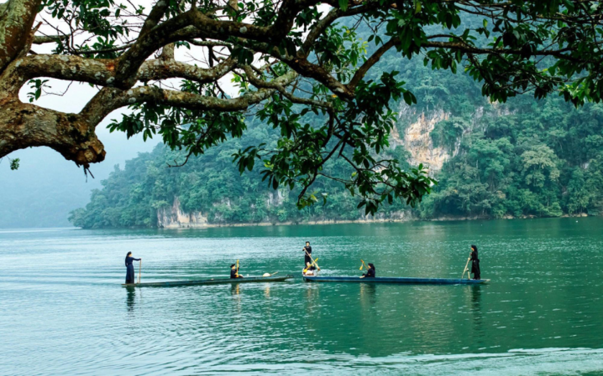 Northeast Vietnam Adventure: 11 Days unravel hidden gems