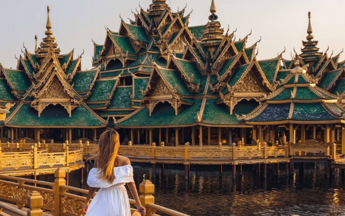 Southeast Asia Family Tour Package: 14 Days