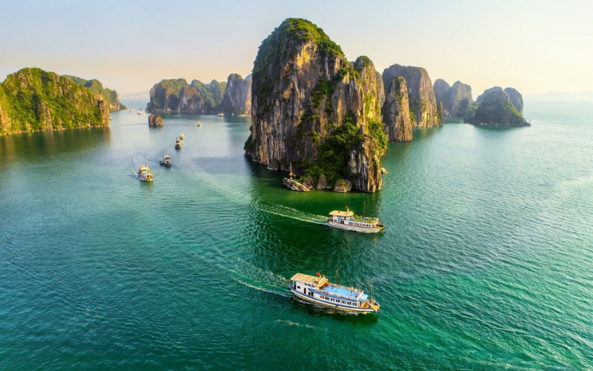 Travel Package to Vietnam, Cambodia, and Thailand – 15 Days