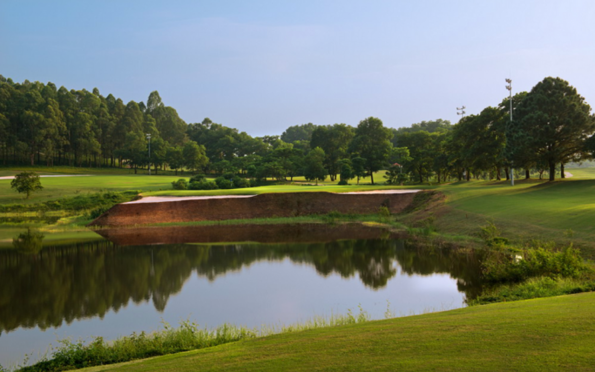 Vietnam Golf Holiday Package: 10 Days