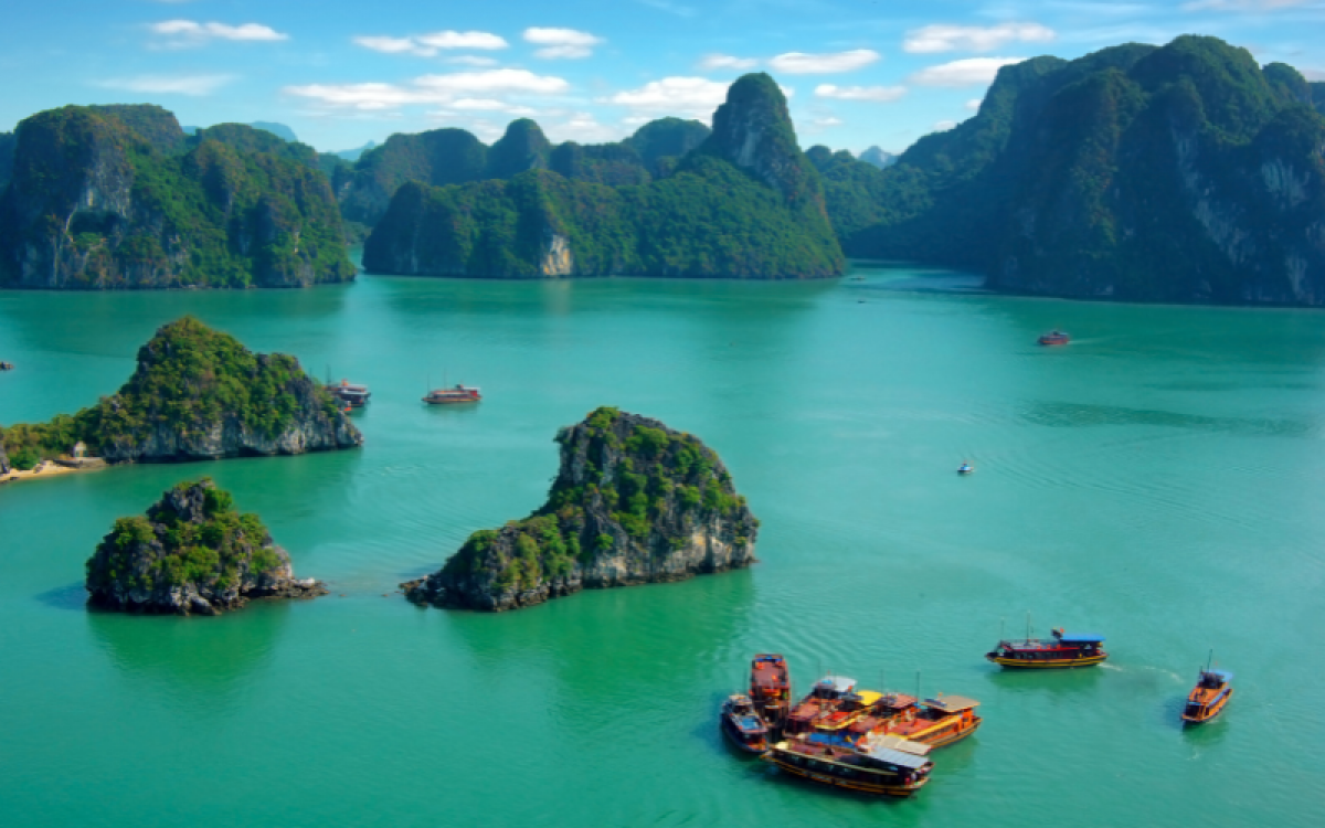Vietnam Iconic Odyssey: 8-day Journey from North to South