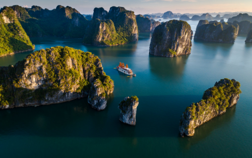 Best Vietnam Tour Package - 8 Days