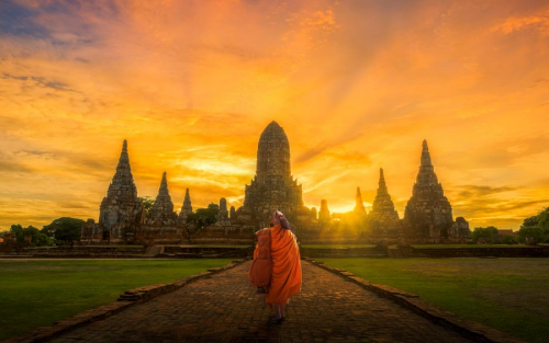 Breathtaking Thailand And Vietnam Tour: 18 Days