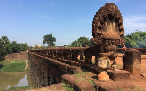 6-Day Cambodia Adventure: Royal Treasures & Ancient Temples Await