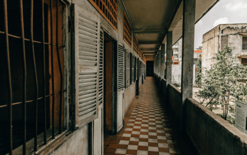 6-Day Cambodia Adventure: Royal Treasures & Ancient Temples Await