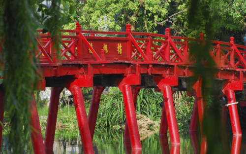 Vietnam's Highlights from North to South Package Tour - 10 Days