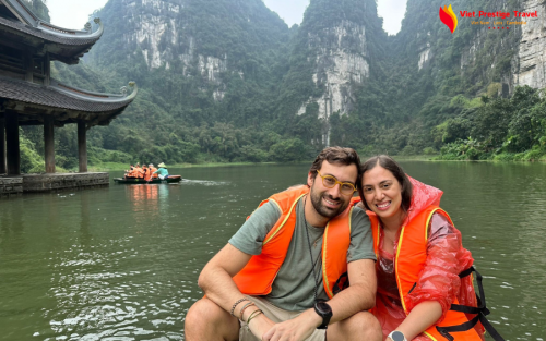 Magnificence of Vietnam, Thailand & Singapore Tour - 21 Days