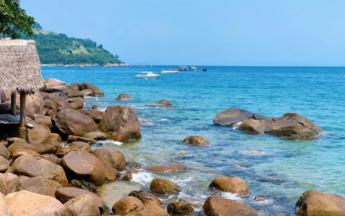 Explore the endless beauty of Central & South Vietnam (8 Days)