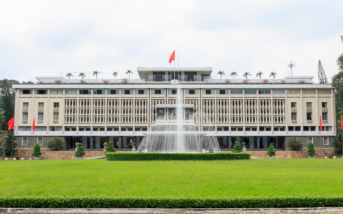 Explore the endless beauty of Central & South Vietnam (8 Days)