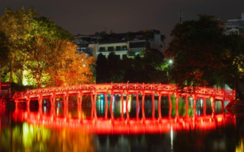 Vietnam Exploration: Hanoi, Halong Bay Tour (5 Days)