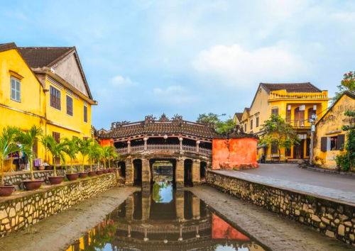 Vietnam Iconic Odyssey: 8-day Journey from North to South